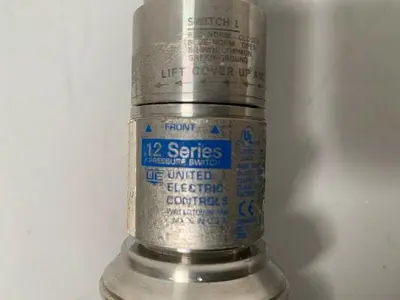 USED UNITED ELECTRIC SERIES 12 12SHDN3B 316L PRESSURE SWITCH 3-50 PSI