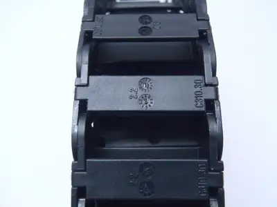 E2-1030028-3MC E2-10-30-028 | IGUS E2-1030028-3MC Chain Snap Open at the Outer Radius 1M - New Other