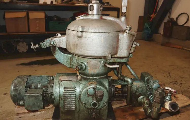 Used Westfalia _UNKNOWN_ Disc Batch Centrifuges Florida US | Sanders Equipment #1137582