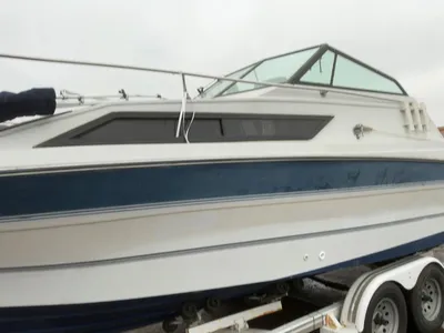USED 1987 RINKER FIESTA VEE 250