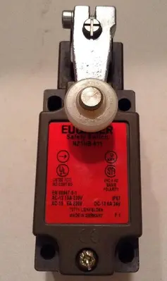 New | in-Stock EUCHNER NZ1HB-511 Miscellaneous Equipment (Electrical & Power) | Surplus Asset Holdings #1188908
