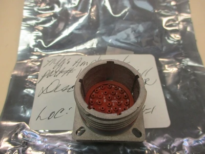 NEW Amphenol 77820 (88-555904-35P)