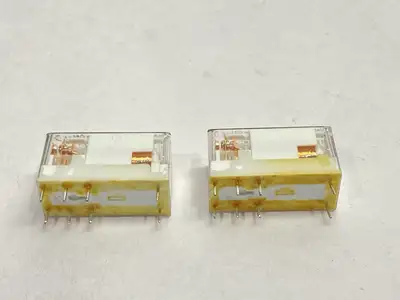 USED WEIDMÜLLER PLUG-IN RELAY 8A 24VDC 1989040000 LOT OF 2