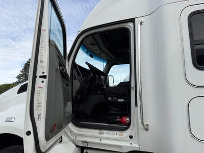Used 2018 KENWORTH T880 TRUCK TRACTOR Conventional trucks Michigan US | Miedema Asset Management Group #1709455