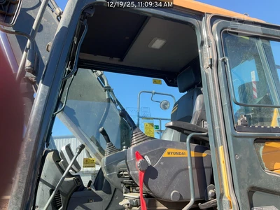 Used 2024 HYUNDAI HX220AL Crawler Excavators Florida US | National Equipment Dealers #1425836