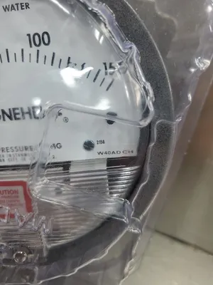 Dwyer Magnehelic W40AD CH Pressure Switch, 0-150 INCHES OF WATER. 6B-11