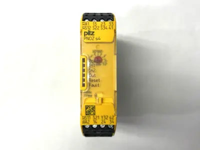 USED PILZ SAFETY RELAY 750104 DAMAGED DIN LATCH