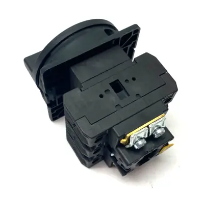 USED EATON, MOELLER P3-63/EA/SVB-SW ROTARY DISCONNECT MAIN SWITCH, FLUSH MOUNT, BLACK