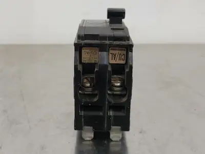 USED SQUARE D QOB215