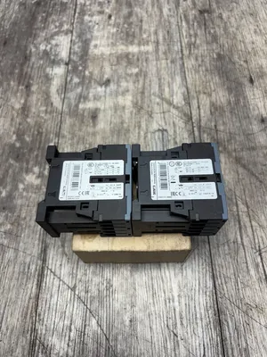 Siemens 3RT2017-2AB01 3RH2131-2BB40 Electrical/PLC/Automation | ESS Industrial Equipment Sales (7)