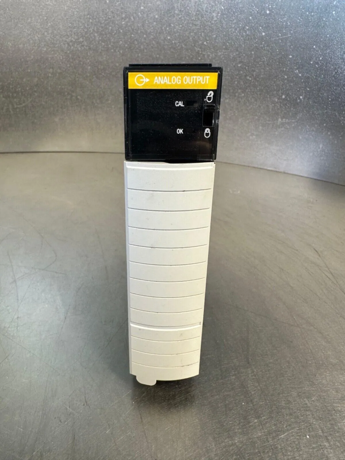 Allen Bradley - 1756 - OF6VI/A - (3C-31)