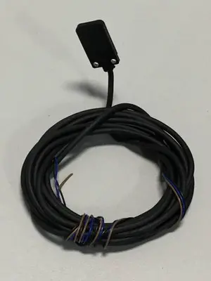 USED OMRON E3T-FD11