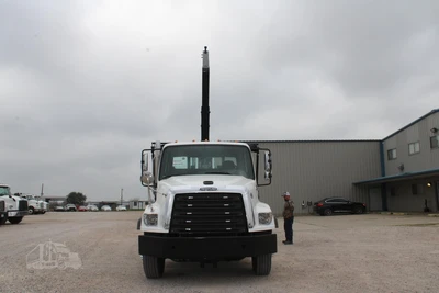 Used 2017 FREIGHTLINER 114SD Hooklifts & Roll-Offs Texas US | Roll Off Truck World #1491810