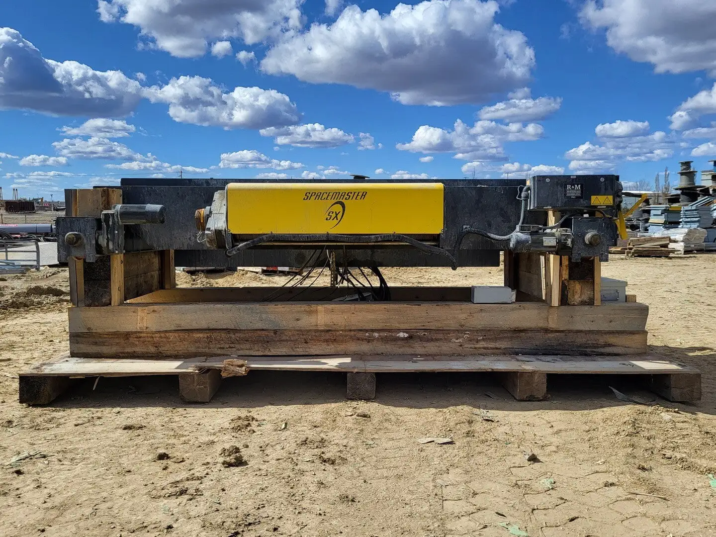 USED 2005 R&M MATERIALS HANDLING SX70620500P65END0F