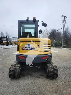 USED 2021 XCMG XE55U
