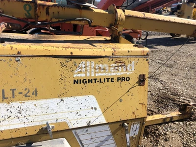 Used ALLMAND BROS NIGHT-LITE PRO Miscellaneous Equipment Tennessee US | Moore Equipment #1517301