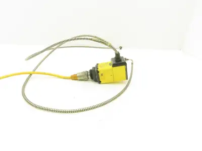 Banner OPEJ5QD Photoelectric Power Block Omni Beam w (2) IAT135 Sensors