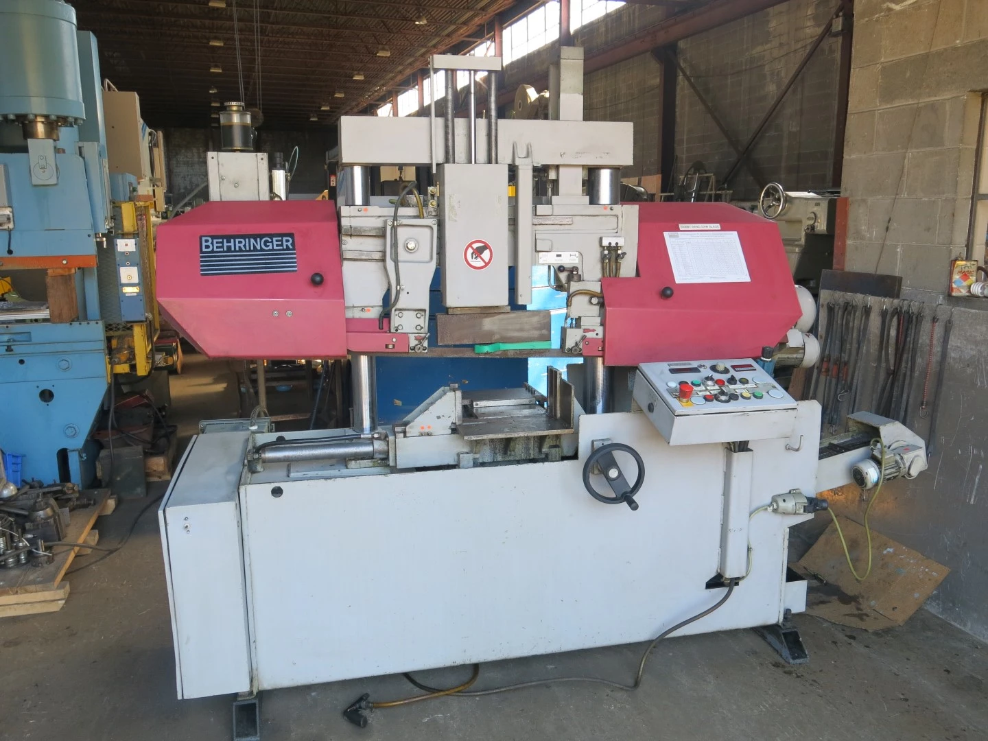 BEHRINGER HBP-263N 2 POST HORIZONTAL BANDSAW