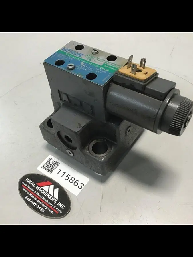 USED VICKERS DG4V-3S-2AL-M-U-HL7-60-EN490