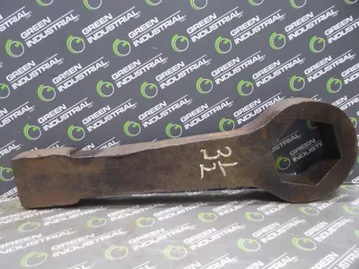 Unbranded 3-1/2" 6-Point Heavy Duty Striking Wrench Used