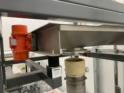Vertical 3235 Liter Stainless Steel Hopper Tank