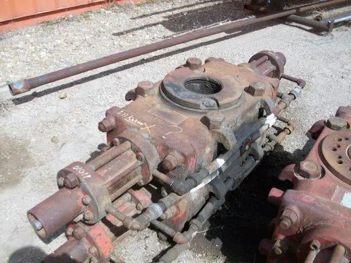 Used GUIBERSON 7 1/16" 3M DOUBLE RAM BOP Accumulators Saskatchewan CA | Chad Equipment #466717