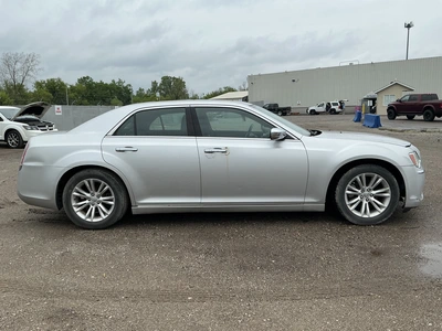 USED 2012 CHRYSLER 300