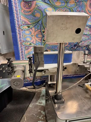 USED 1900 ZHEJIANG CAPSULCN MACHINERY CO. LTD T-21100