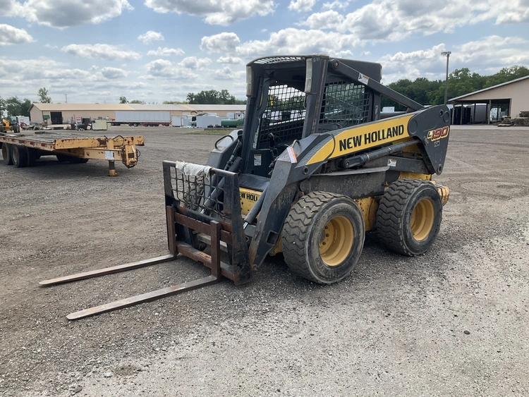 Used 2010 NEW HOLLAND L190 Skid Steer Loaders Michigan US | Miedema Asset Management Group #1325534