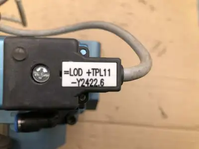 MAC 54952052 2 position, 3 way, 3 ported Solenoid Valve VAC to 150PSI