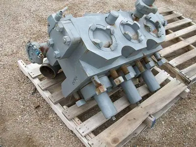 USED WESTERN ROUGHRIDER RR1000 TRIPLEX FRAC/MUD PUMP FLUID END