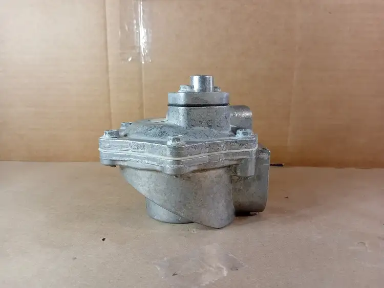 New | in-Stock ASCO 8353H38 Valves/Fittings British Columbia CA | Lenmark #255472