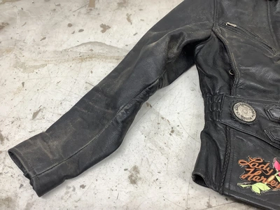 Used _UNKNOWN_ _UNKNOWN_ Apparel, Gloves, Lab Coats Michigan US | Miedema Asset Management Group #1411081