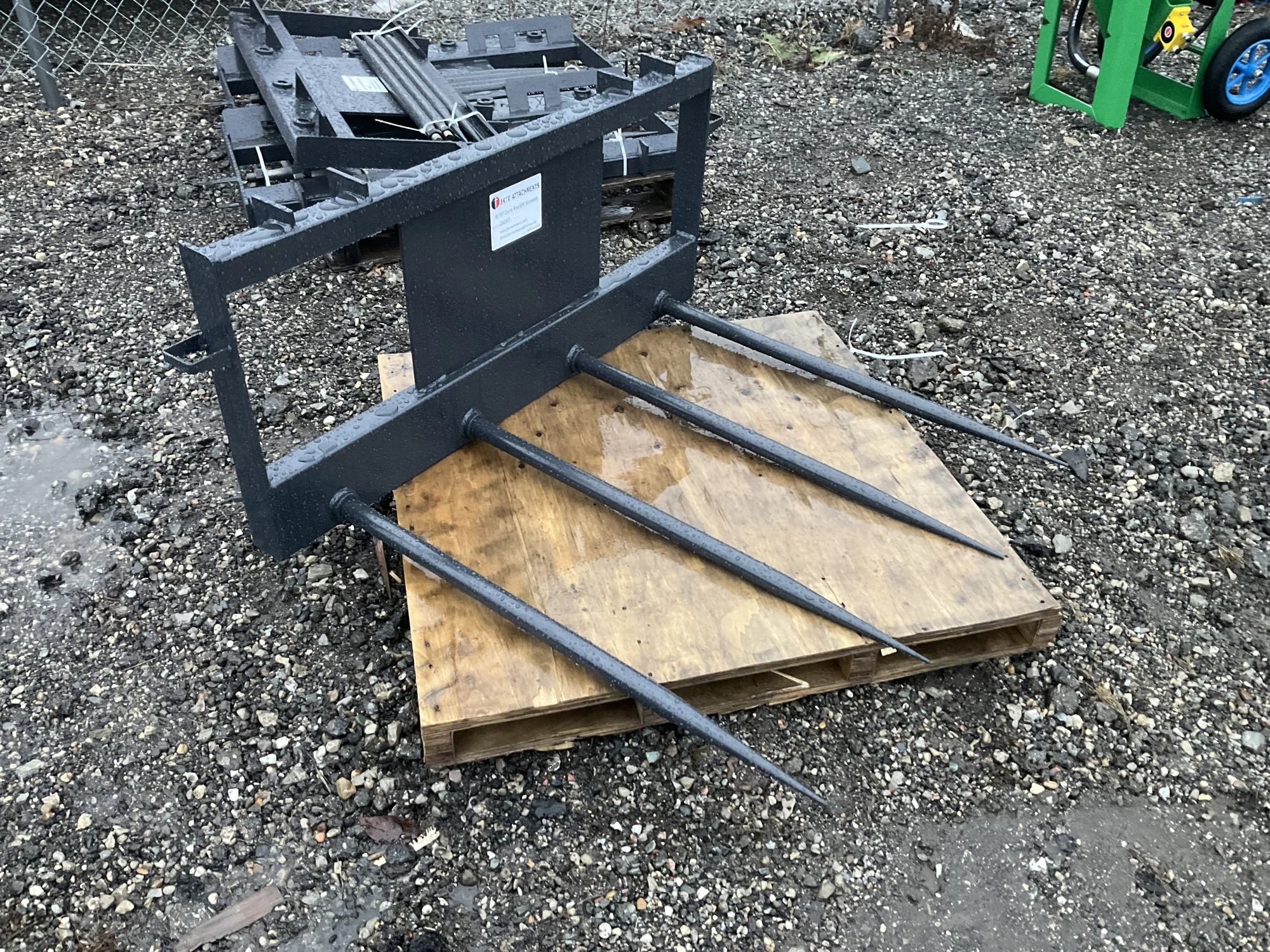 Used JCT SKID STEER BALE SPEAR WITH 4 TINES Bale Spears Michigan US | Miedema Asset Management Group #1328978