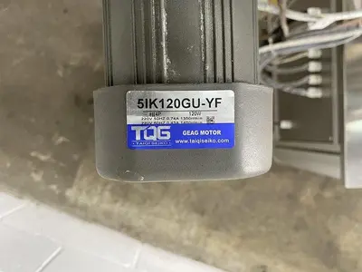 Bottle Labelling Station
