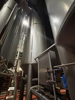 1995 MUELLER 16,600 GALLON Stainless Steel Tanks | Perry Equipment (4)