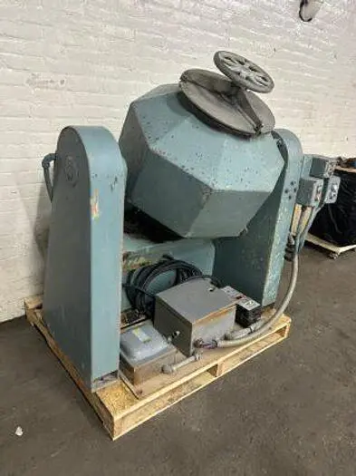 3440-210 Patterson Type Electric Tilt, Chain Driven Industrial Pebble / Ball Mill