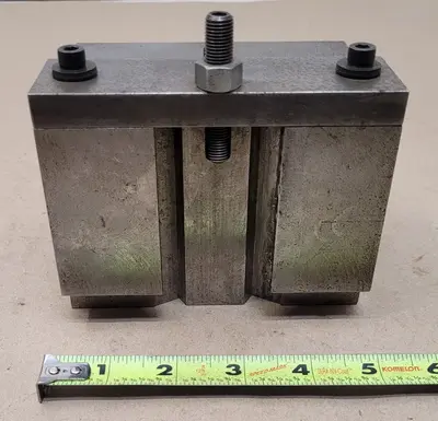 QUICK CHANGE BORING BAR TOOL POST HOLDER, LATHE TOOLING, 2.25IN BORE, 2-1/4IN WEDGE, L4IN, W5IN