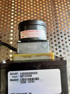 Used MKS 253B-15761  STAINLESS STEEL EXHAUST THROTTLE VALVE W/ KF 40 FITTING Valves/Fittings California US | Equipment Lab #1329350