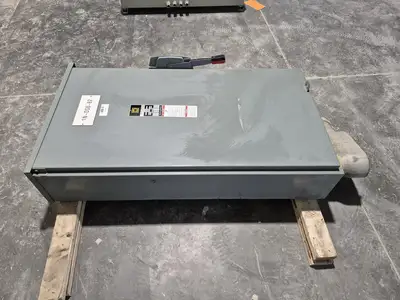 USED SQUARE D CH365R