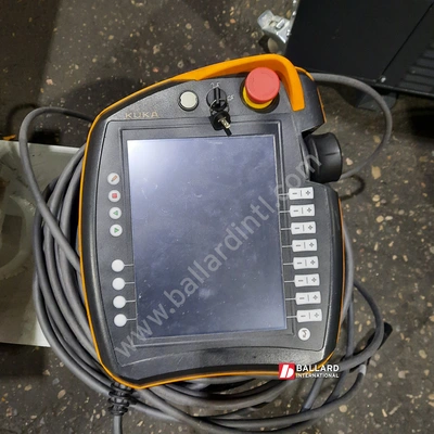 KUKA KR 16-2 Robot System w/ KRC4 Controller