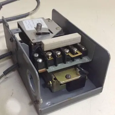 USED JOHNSON CONTROLS P45NCA-12