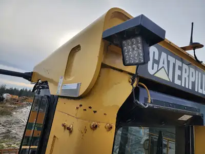 Used 2004 CATERPILLAR 990 Skid Steer Loaders British Columbia CA | Lenmark #277799