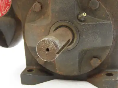 Baldor Grant SVF-200-10-A-A Gear Reducer 10:1 Gearbox 1.7Hp 175rpm RH Output 56C