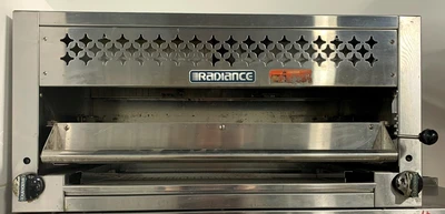72-0157 Radiance TARG-2B36G Gas Range, 2 Burner Oven w/Broiler