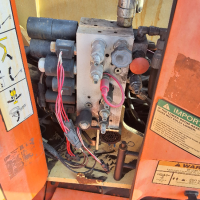 USED 2011 JLG E400AJPN