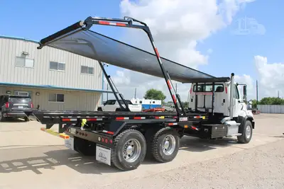 Used 2017 FREIGHTLINER 114SD Rolloff Trucks Texas US | Roll Off Truck World #1491741