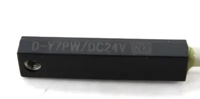 NEW SMC D-Y7PW PROXIMITY SWITCH DY7PW