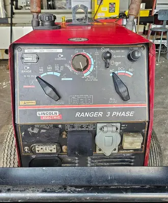 USED 2003 LINCOLN RANGER 3 PHASE