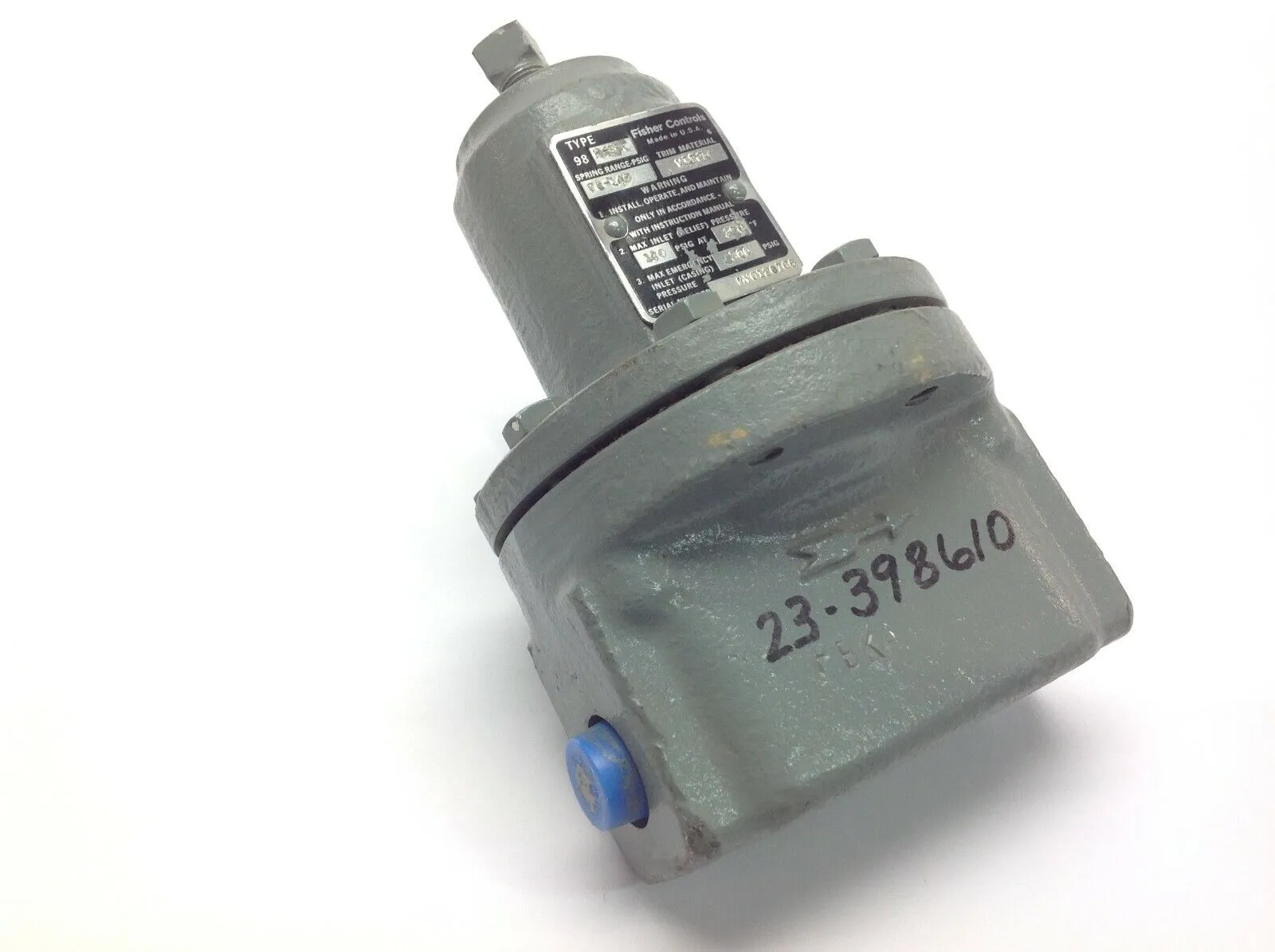 USED FISHER CONTROLS AIR REGULATOR 70-140 PSIG SPRING RANGE, VITON